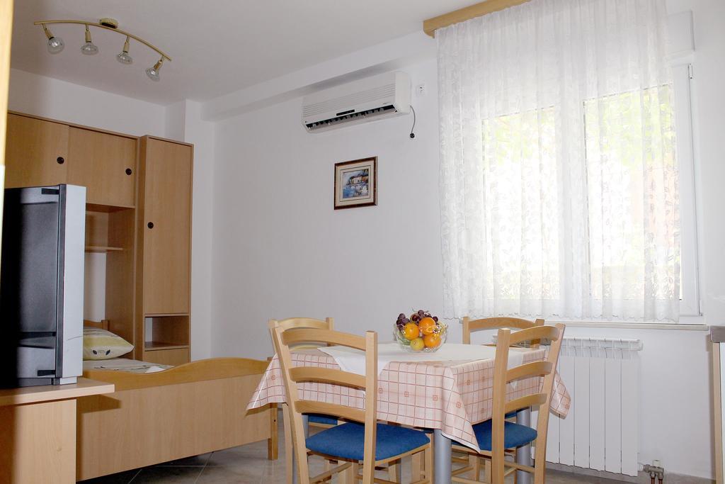 Villa Ferias Trogir Szoba fotó